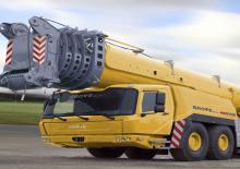 Grues tous-terrains Grove GMK 6400 (12x8x12)