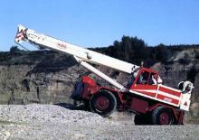 Grues tous-terrains RIGO RT 350 (4x4x4)