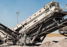 Installation de criblage mobile Metso Lokotrack ST3.8E