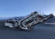 Installation de criblage mobile Metso Nordberg ST351