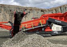 Installation de criblage mobile Sandvik QE442e