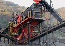 Installation de criblage mobile Sandvik UH312