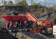 Installation de criblage mobile Sandvik UI310+ HSI