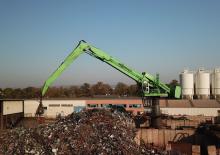 Manipulateurs de matériaux Sennebogen 880 EQ