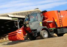 Mélangeurs alimentaire Auto-propulsé Kuhn SPV Intense 25.2 CL
