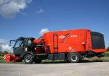 Mélangeurs alimentaire Auto-propulsé Kuhn SPW Intense 27.2 CL