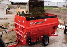 Mélangeurs alimentaire Kuhn Knight 4136