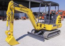 Mini Pelles New Holland EC25