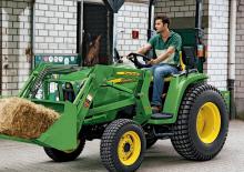 Tracteurs municipaux John Deere 3520