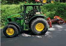 Tracteurs municipaux John Deere 3720