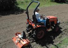 Tracteurs municipaux Kubota B 2230 HDB-C