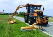 Tracteurs municipaux JCB Fastrac 3220