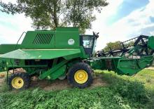Moissonneuse-batteuses John Deere 1550 Serie 2