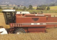 Moissonneuse-batteuses Fiatagri 3550