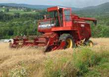 Moissonneuse-batteuses Massey Ferguson 750