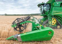 Moissonneuse-batteuses à barres de coupe John Deere 730 Premium Flow