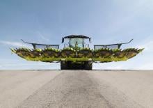 Moissonneuse-batteuses à barres de coupe maïs Claas Orbis 10500