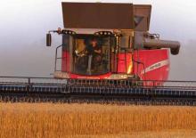 Moissonneuse-batteuses Massey Ferguson Centora 7380 AL