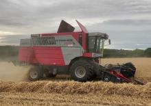 Moissonneuse-batteuses Massey Ferguson Cerea 7274