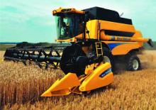 Moissonneuse-batteuses New Holland CSX 7050