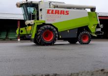 Moissonneuse-batteuses Claas Lexion 405
