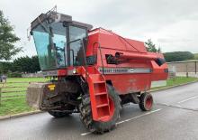 Moissonneuse-batteuses Massey Ferguson MF 24
