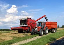 Moissonneuse-batteuses Massey Ferguson MF 38