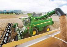 Moissonneuse-batteuses John Deere T 670 i HM