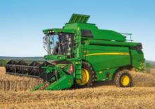 Moissonneuse-batteuses John Deere W440 PTC