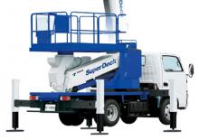 Nacelles télescopiques sur camion Tadano AT-100SR