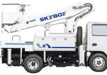 Nacelles télescopiques sur camion Tadano AT-100TTE