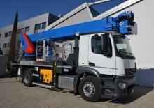 Nacelles télescopiques sur camion CTE B-Lift 390 HR