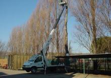 Nacelles télescopiques sur camion tcm CT 17