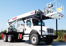 Nacelles télescopiques sur camion Elliott Equipment G85R HiReach