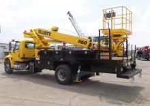 Nacelles télescopiques sur camion Elliott Equipment H60F HiReach