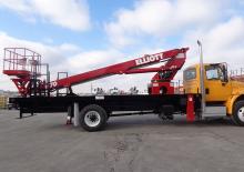 Nacelles télescopiques sur camion Elliott Equipment H70F HiReach