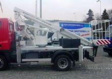 Nacelles télescopiques sur camion Inreka IPT 18-1