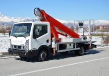 Nacelles télescopiques sur camion Multitel MT 204 EX