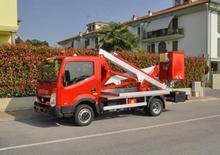 Nacelles télescopiques sur camion Multitel MX 130
