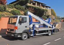 Nacelles télescopiques sur camion Multitel MX 270