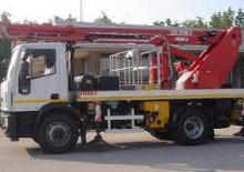 Nacelles télescopiques sur camion ISOLI PTJ 270 S