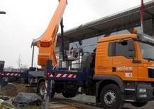 Nacelles télescopiques sur camion Bronto Skylift S 44 XDT