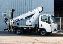 Nacelles télescopiques sur camion Oil & Steel Scorpion 2014
