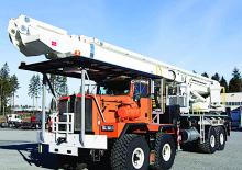 Nacelles télescopiques sur camion Bronto Skylift SI219HDT-C 