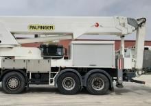 Nacelles télescopiques sur camion Bison-Palfinger TKA 61 KS