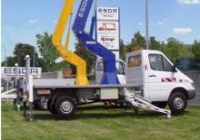Nacelles télescopiques sur camion Esda TL 2150