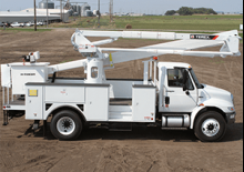 Nacelles télescopiques sur camion Terex TL60P
