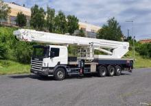 Nacelles télescopiques sur camion Ruthmann TU 610