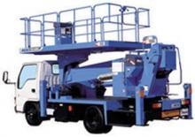 Nacelles télescopiques sur camion Aichi TZ12A