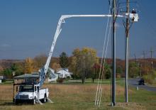 Nacelles à bras articulés montées sur remorque Altec AA67E-E100